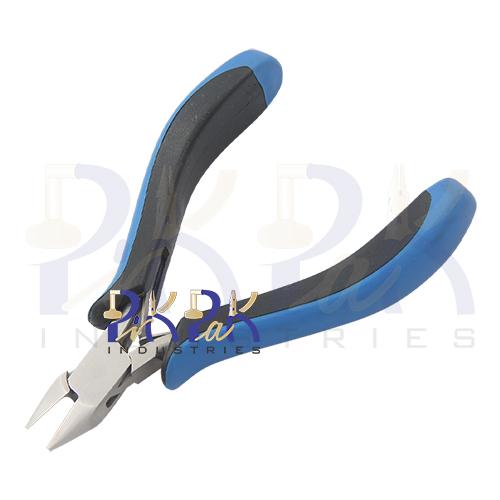 Ergonomic Flush Cutter.